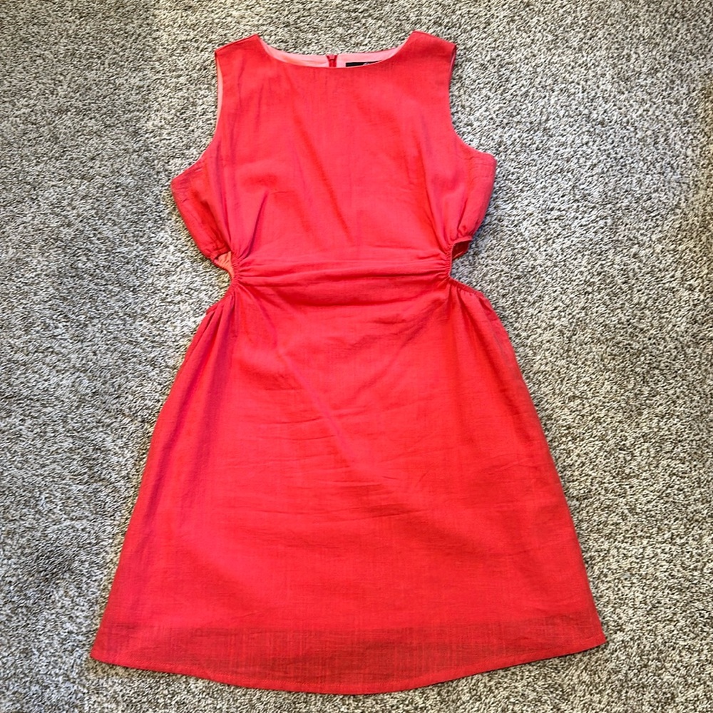 Cut-out coral linen dress. Size medium.